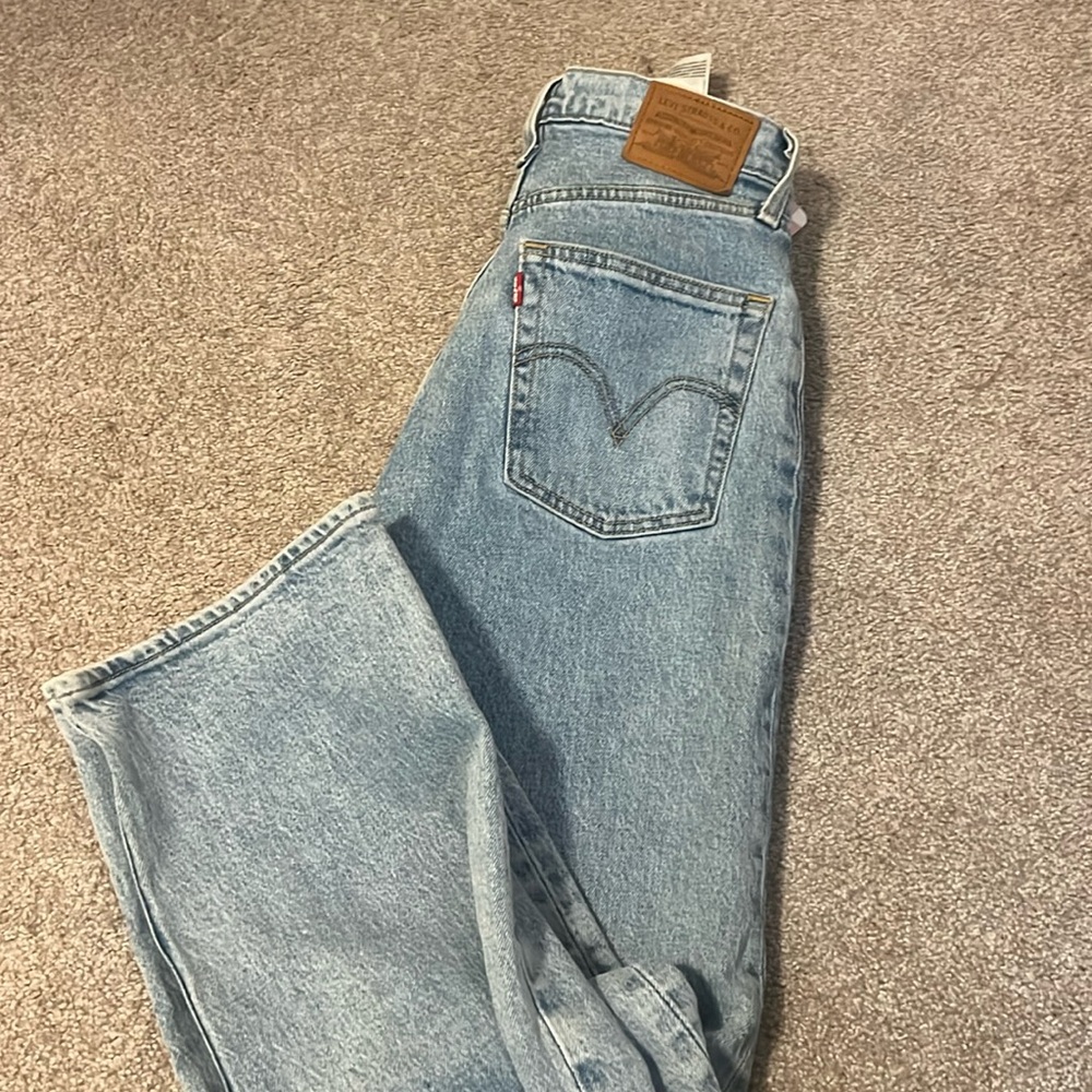 Levi’s ribcage ankle straight